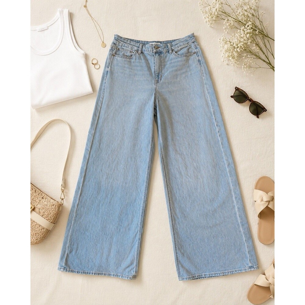 American Eagle Curvy Super High Rise Baggy Wide Leg Jeans 10 Reg Light Wash